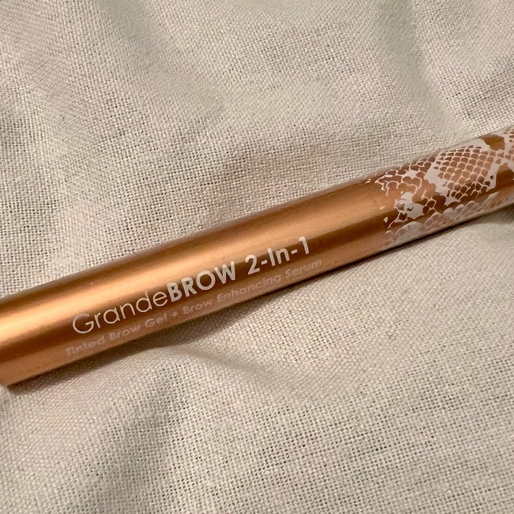 GrandeBROW 2-in-1 Tinted Brow Gel with Brow Enhancing Serum, Dark, unopened